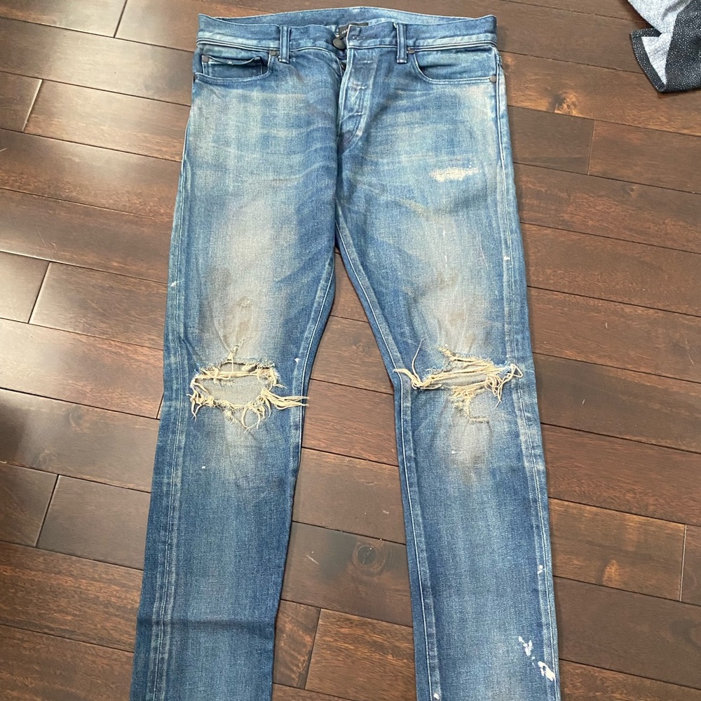 Men’s JOHN ELLIOT jeans size 31